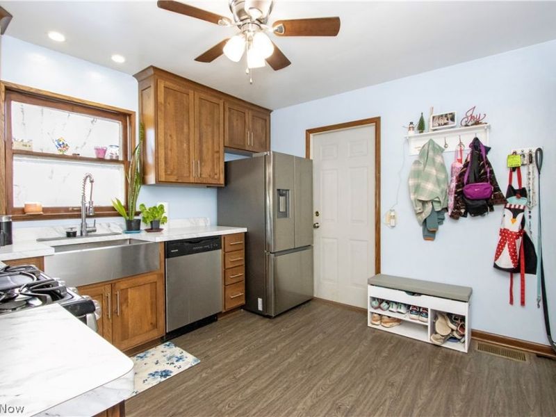 2874 Melrose Drive, Wooster, OH 44691 Photo 5