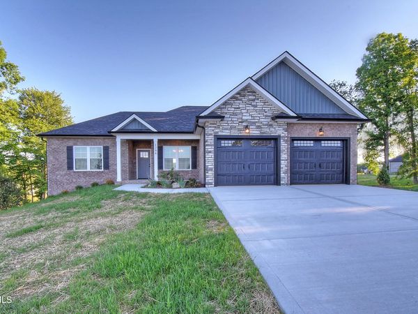 1208 Hawley Road, Blountville, TN 37617