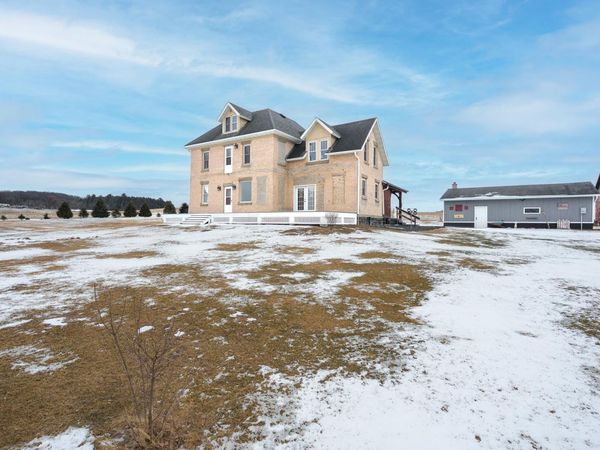 N41402 County Road E, Whitehall, WI 54773