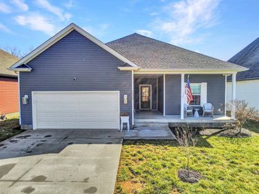 7034 Stone Meade Court, Bowling Green, KY 42101