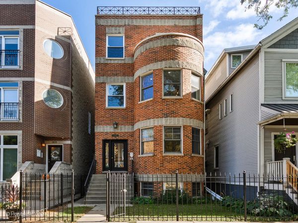 3033 N Racine Avenue , Unit 2, Chicago, IL 60657