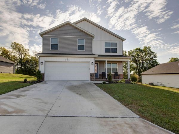 206 N Cheyenne Valley Road, Nixa, MO 65714