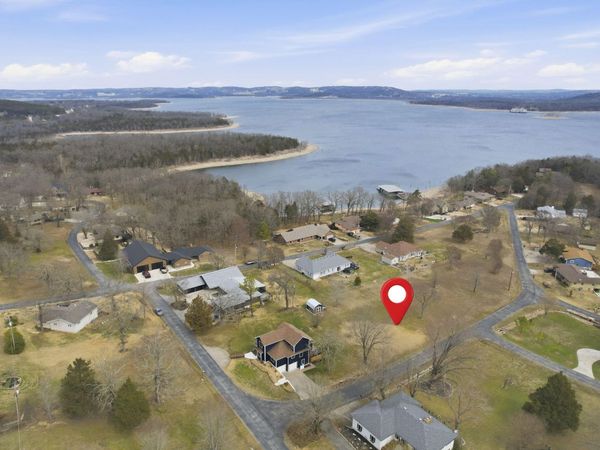 101 Birch Street , Blue Eye, MO 65611