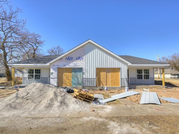 618 N Hall Street, Unit A&B, Webb City, MO 64870