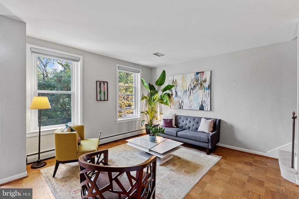 3517 W Place Nw, Washington, DC 20007 Main Photo