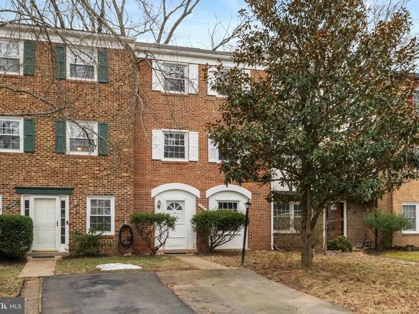 14831 HOXTON SQUARE, CENTREVILLE, VA 20120