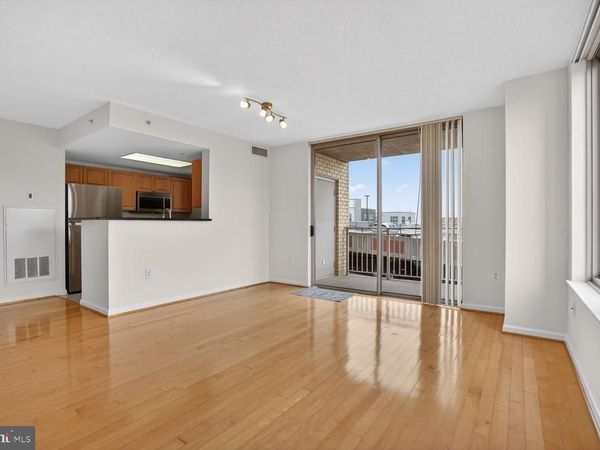 2726 GALLOWS ROAD, Unit 619, VIENNA, VA 22180