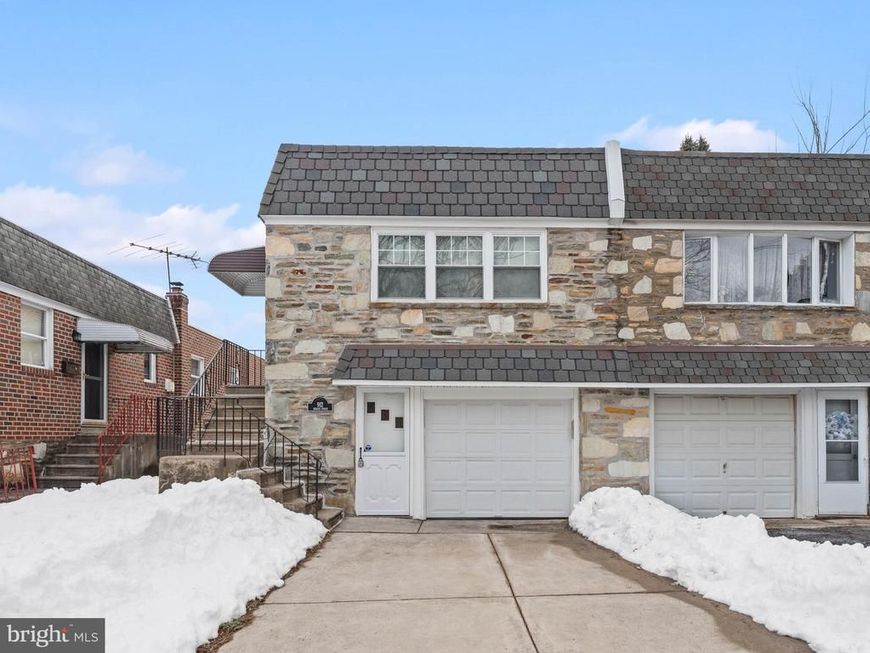 912 Bergen Street, Philadelphia, PA 19111 Main Photo