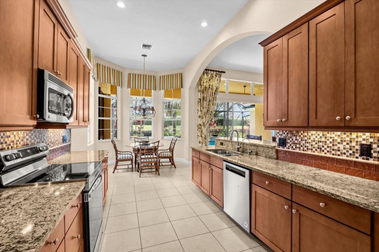 9301 SW Nuova Way, Port Saint Lucie, FL 34986 Photo