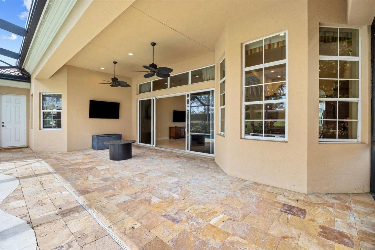 9301 SW Nuova Way, Port Saint Lucie, FL 34986 Photo