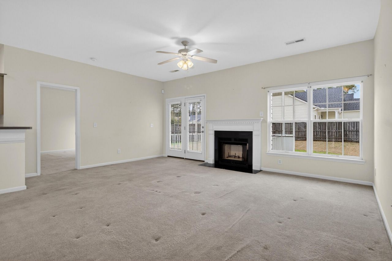 115 Cannonsmill Lane Photo 10