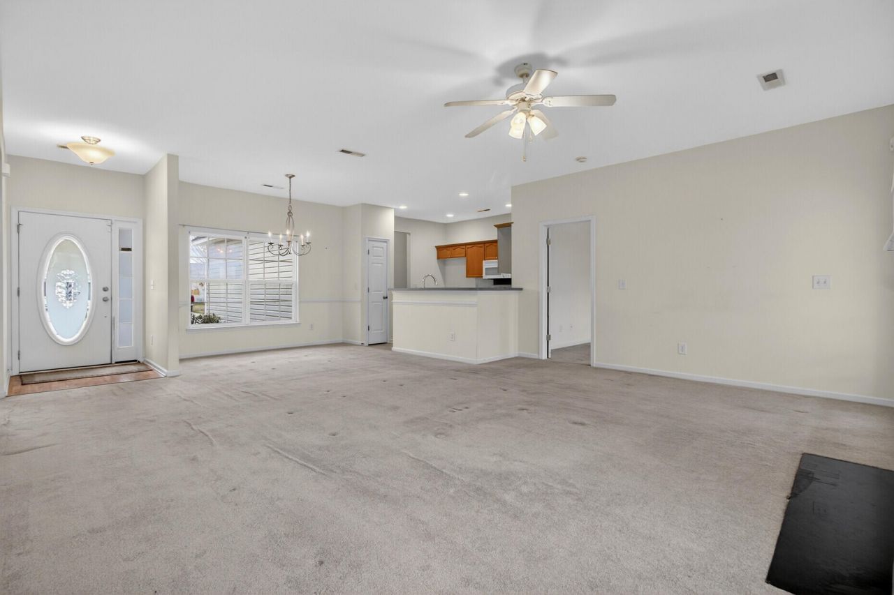 115 Cannonsmill Lane Photo 11