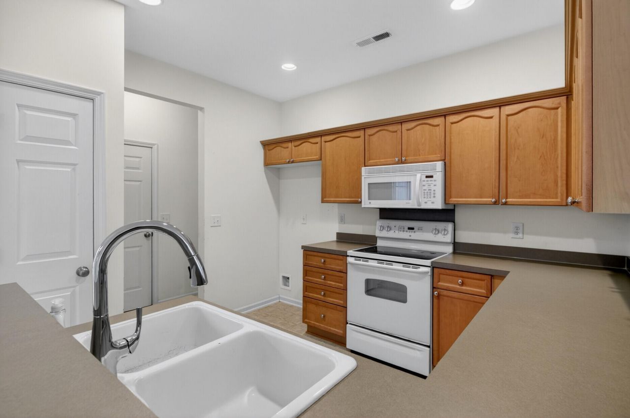 115 Cannonsmill Lane Photo 17