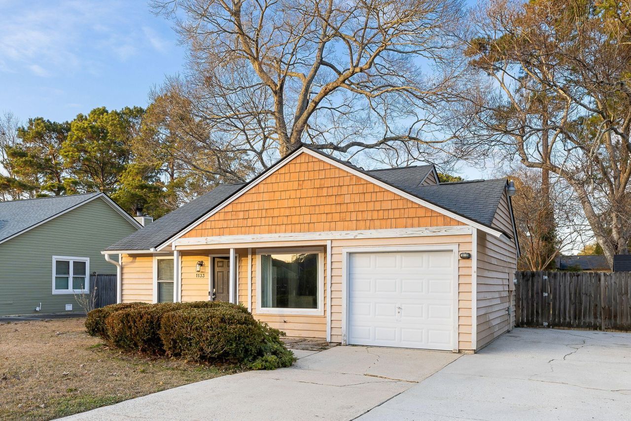 1133 Oakcrest Drive Photo 19