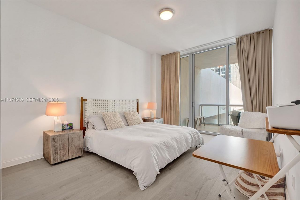 6799 Collins Ave , Unit 201, Miami Beach, FL 33141 Photo