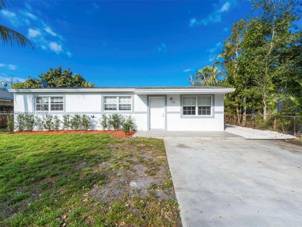 1130 N 70th Ave, Hollywood, FL 33024