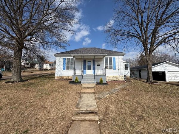 714 Stewart Street, De Soto, MO 63020