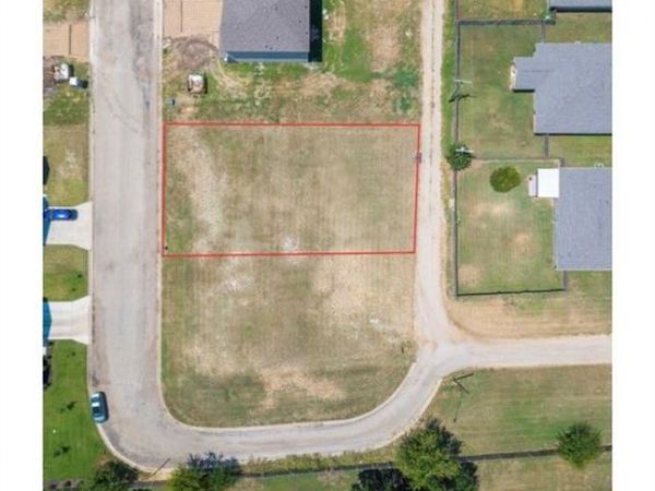 2204 Brooke Lane, Brownwood, TX 76801