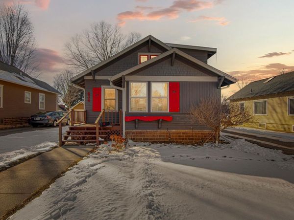 836 7th Avenue SW, Faribault, MN 55021