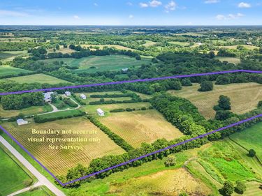 583 College Road, Paris, KY 40361