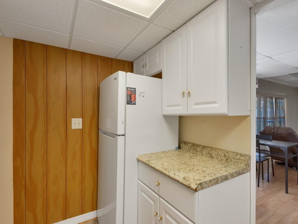 335 NE Tropicalia Lane, Jensen Beach, FL 34957 Photo