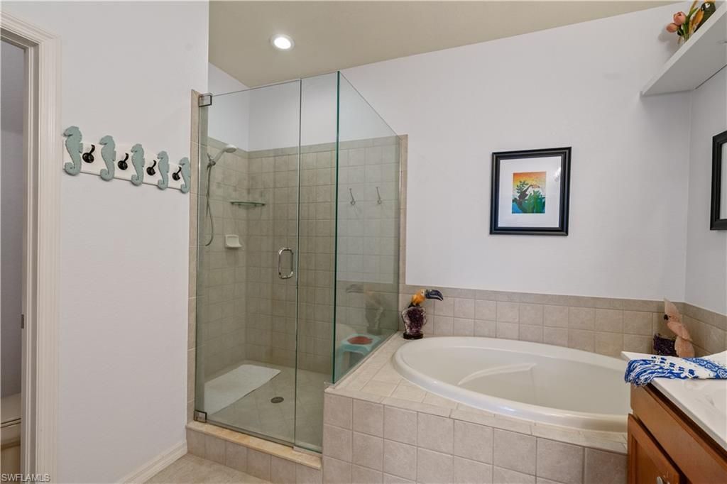 14941 Reflection Key Cir, Unit 622, Fort Myers, FL 33907 Photo