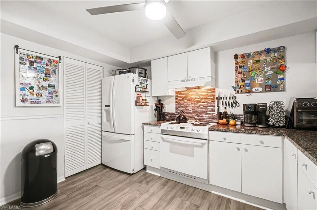 2069 W Lakeview Blvd , Unit 5, North Fort Myers, FL 33903 Photo