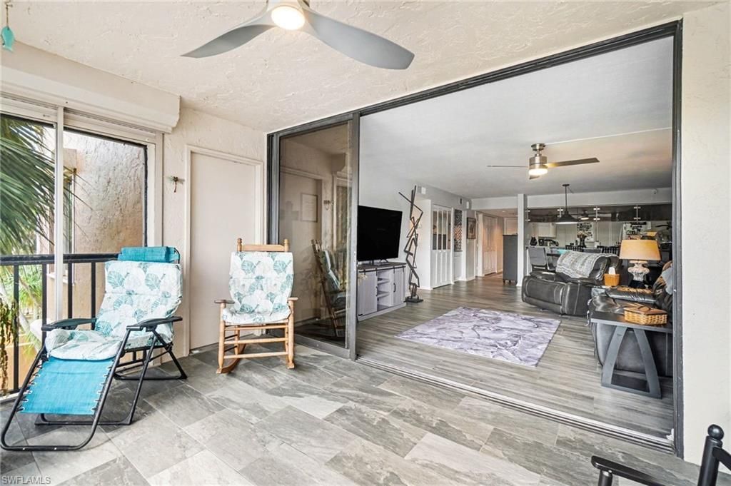 2069 W Lakeview Blvd , Unit 5, North Fort Myers, FL 33903 Photo