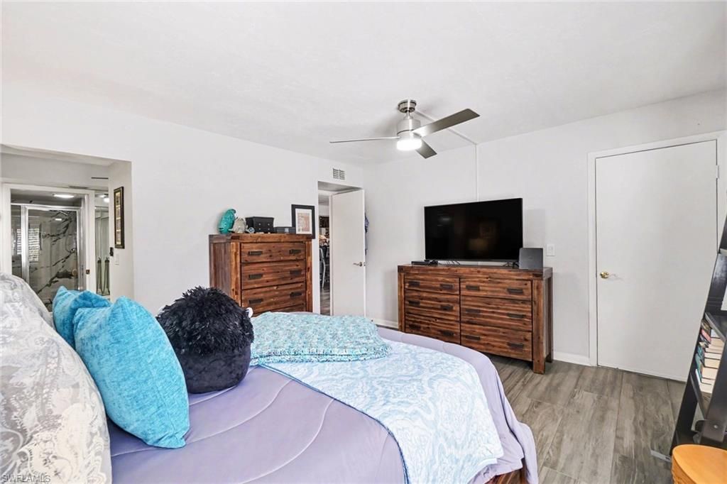 2069 W Lakeview Blvd , Unit 5, North Fort Myers, FL 33903 Photo