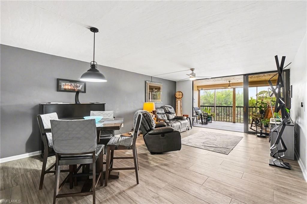 2069 W Lakeview Blvd , Unit 5, North Fort Myers, FL 33903 Photo