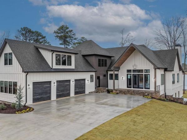 159A Lakeview Drive, Eatonton, GA 31024
