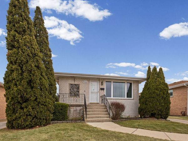 5113 W 121st Place, Alsip, IL 60803