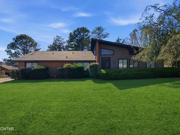 386 Old Hickory Boulevard, Jackson, TN 38305