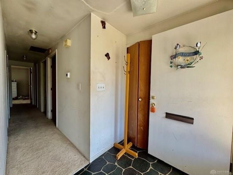 5812 Troy Villa Boulevard, Dayton, OH 45424 Photo 11