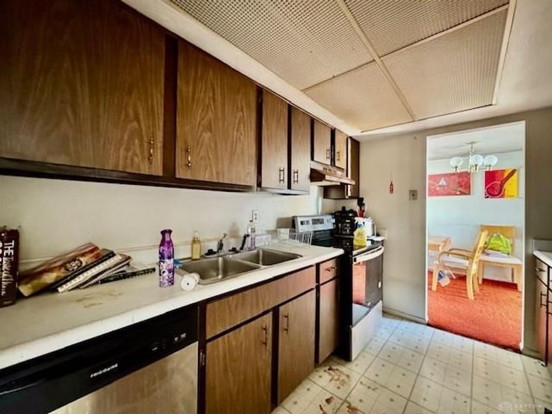 5812 Troy Villa Boulevard, Dayton, OH 45424 Photo 32