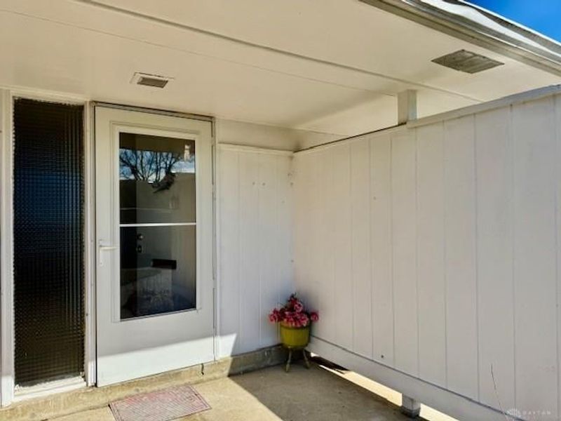 5812 Troy Villa Boulevard, Dayton, OH 45424 Photo 8