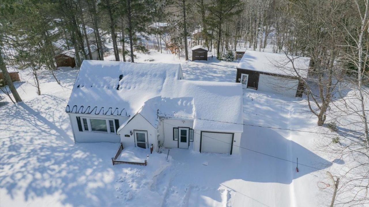 3711 Alexander Road, Hermantown, MN 55811 Main Photo