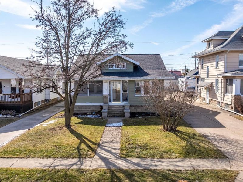 322 E 6th Street, Port Clinton, OH 43452 Photo 1