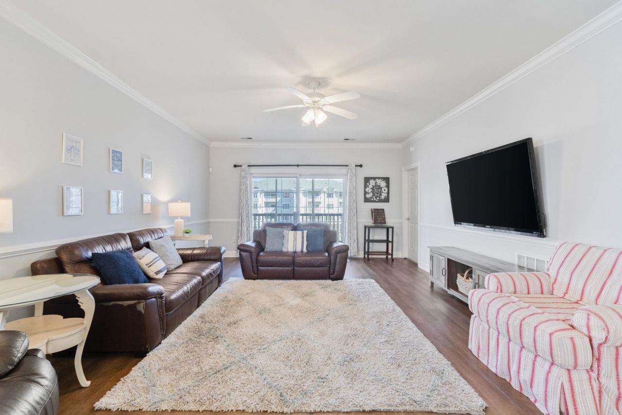 4887 Luster Leaf Circle  Photo 14