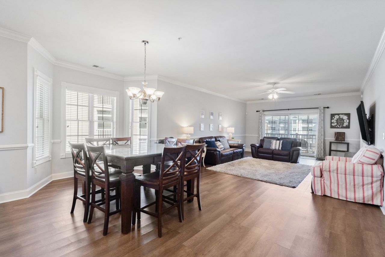 4887 Luster Leaf Circle  Photo 17