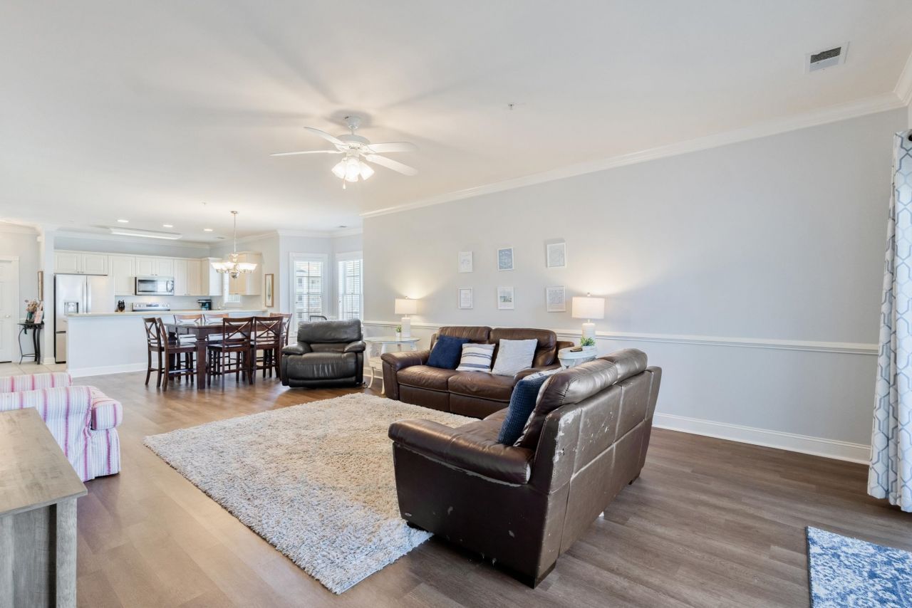 4887 Luster Leaf Circle  Photo 18