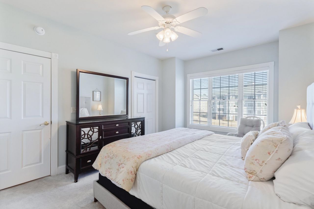 4887 Luster Leaf Circle  Photo 27