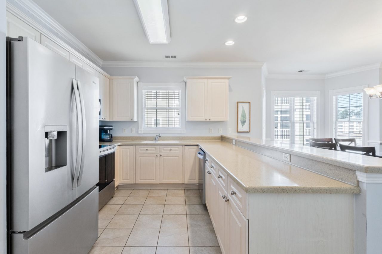 4887 Luster Leaf Circle  Photo 8