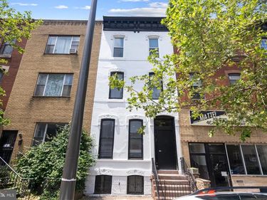 1618 S BROAD STREET, PHILADELPHIA, PA 19145