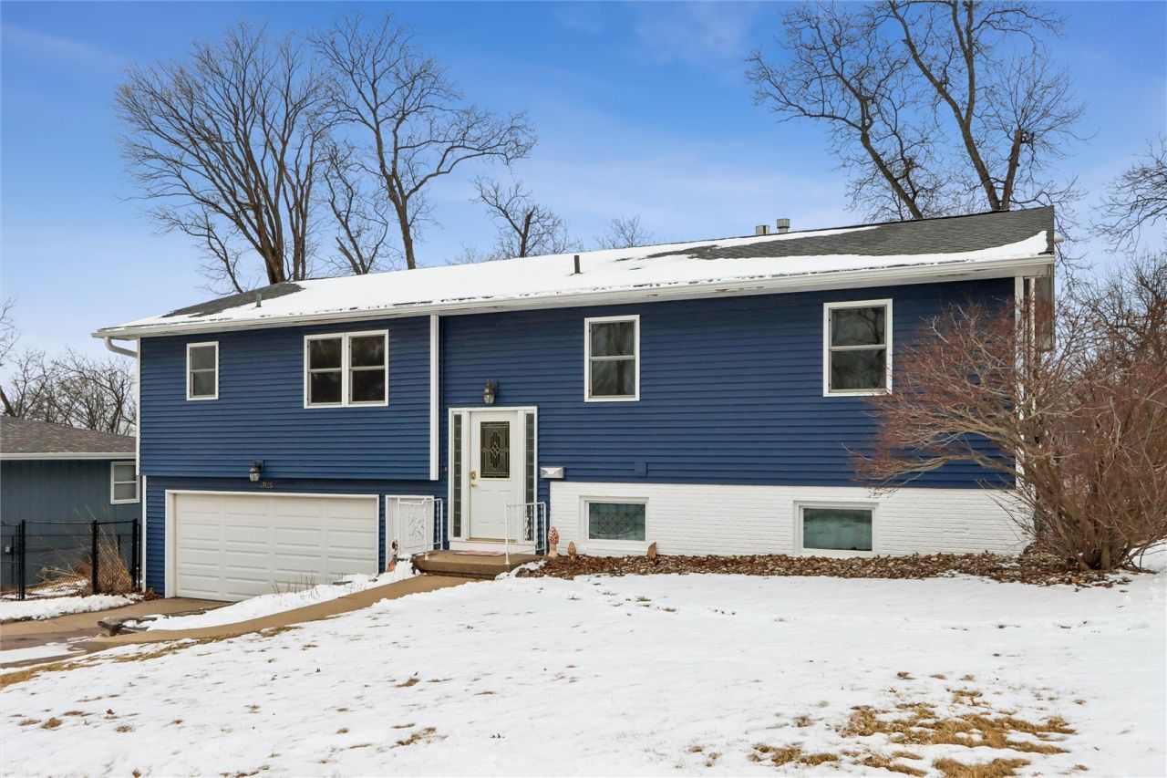 3125 Shasta Court Ne, Cedar Rapids, IA 52402 Main Photo