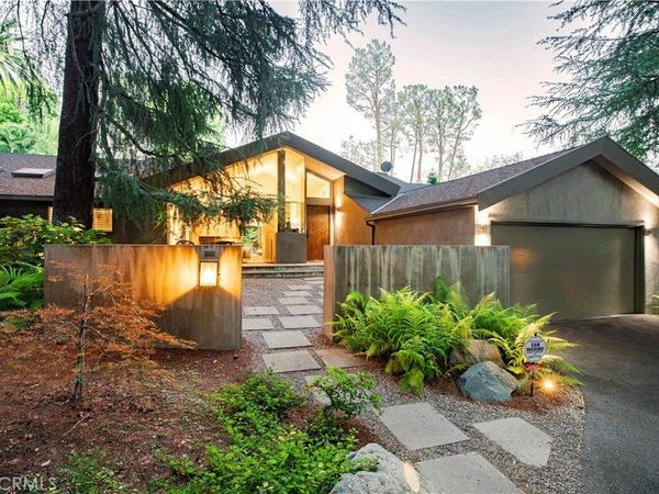 5128 Hillard, La Canada Flintridge, CA 91011