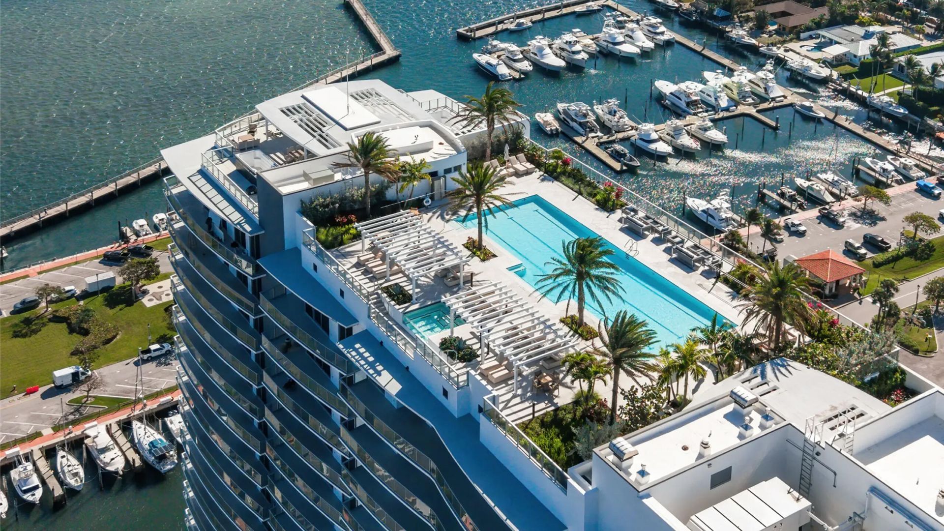 220 Lake Shore Drive, Unit 811, Lake Park, FL 33403 Photo