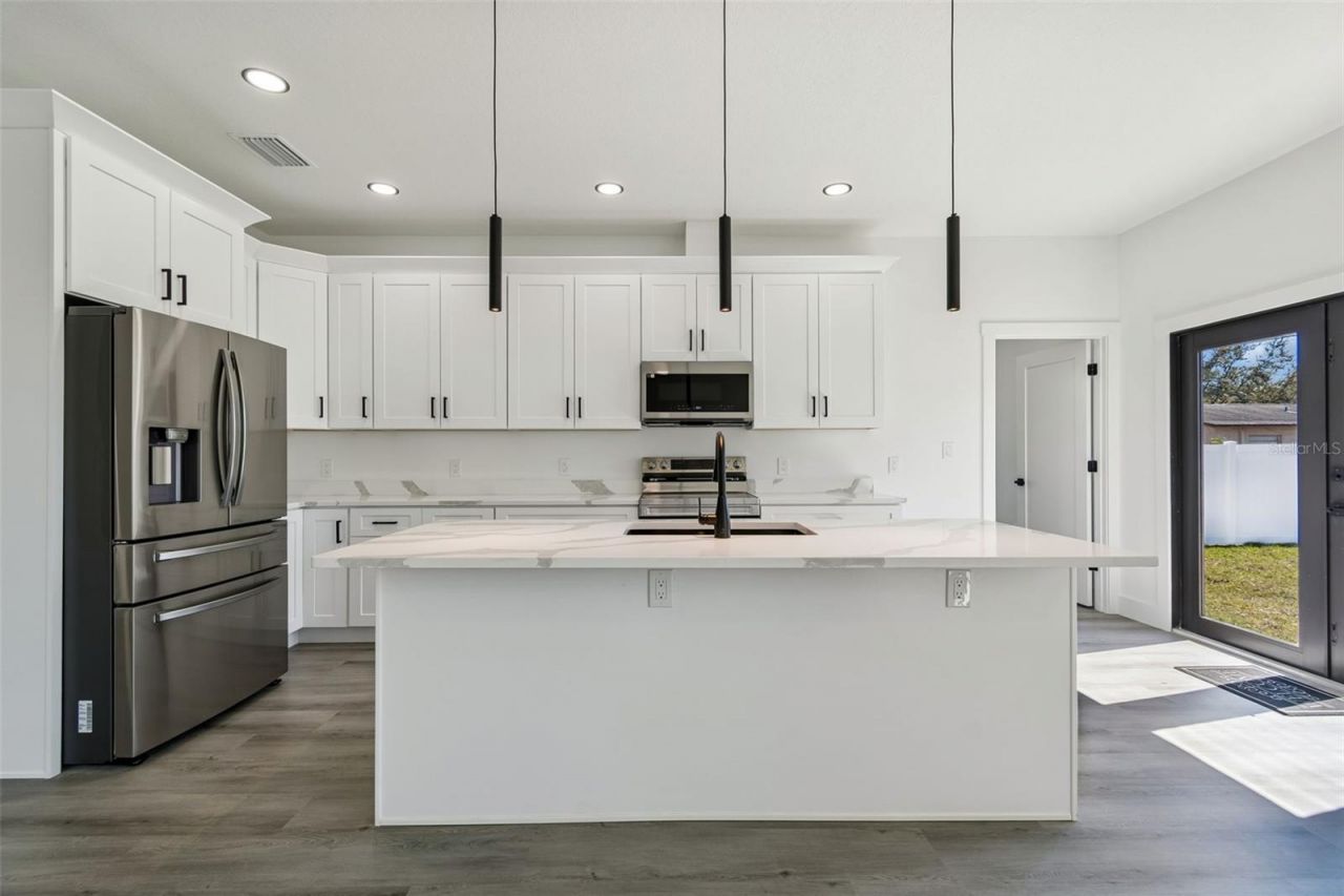 5220 73rd Avenue N, Pinellas Park, FL 33781 Photo