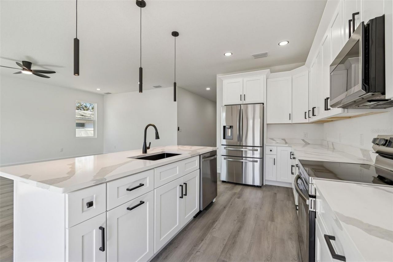 5220 73rd Avenue N, Pinellas Park, FL 33781 Photo