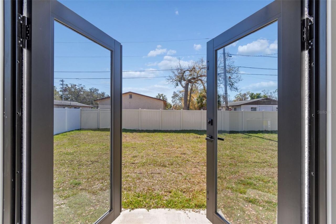 5220 73rd Avenue N, Pinellas Park, FL 33781 Photo